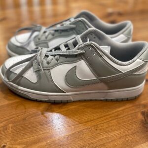 *Like New- Men’s Nike Dunk Low Fog Gray-Size 10 (no box)